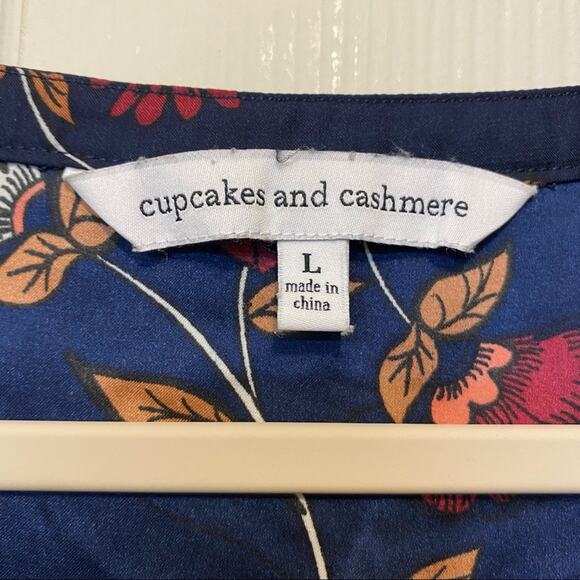 Cupcakes and Cashmere Floral Dress Navy Blue Long Sleeve Keyhole Sheer Gypsy - Picture 5 of 5